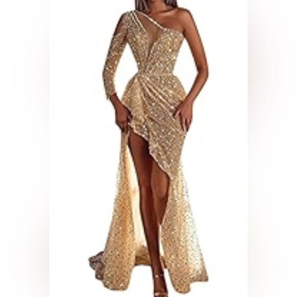 SP asexyprom Dresses & Skirts - Elegant Gold Sequin Evening Gown